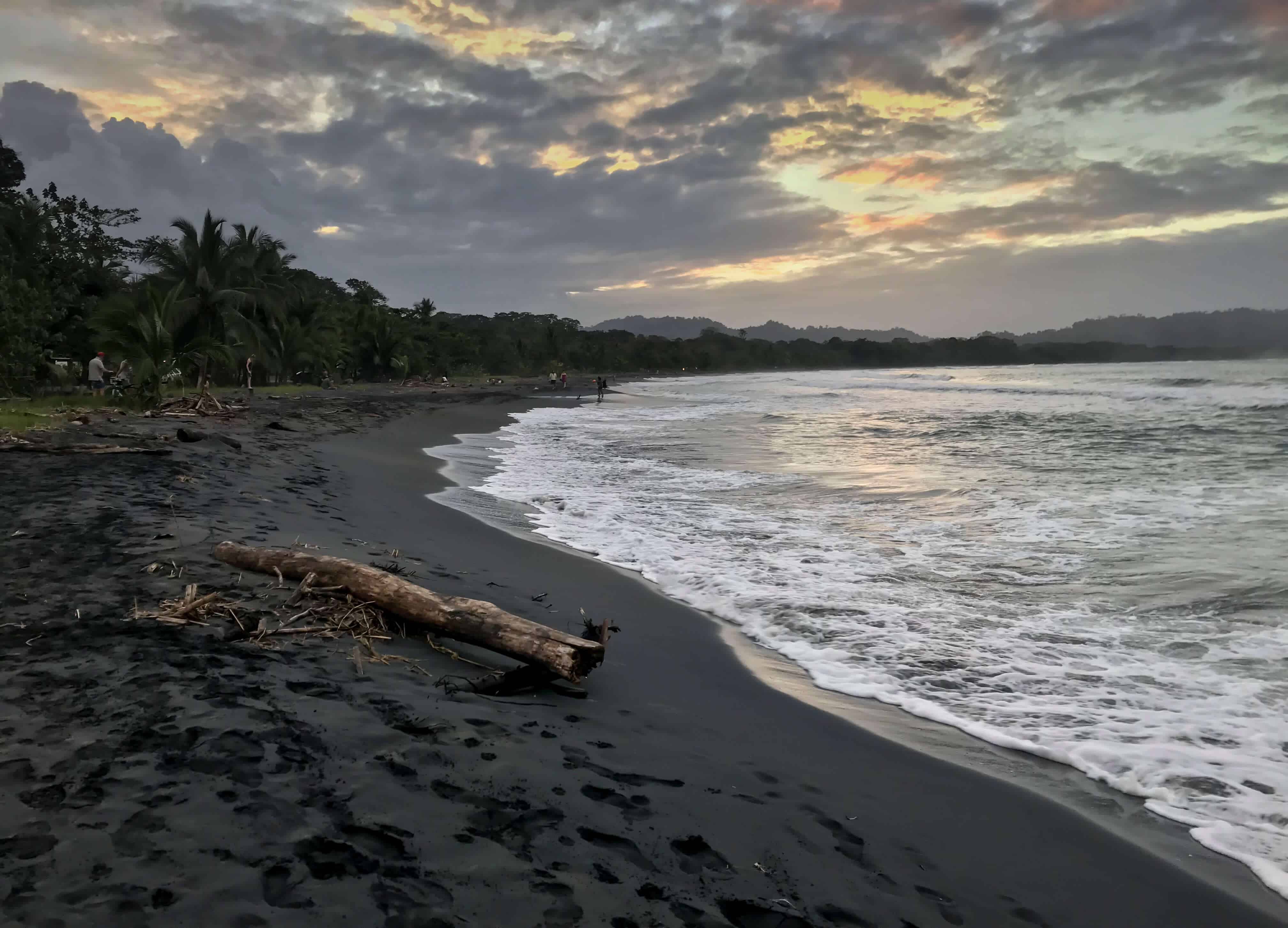 playa negra costa rica