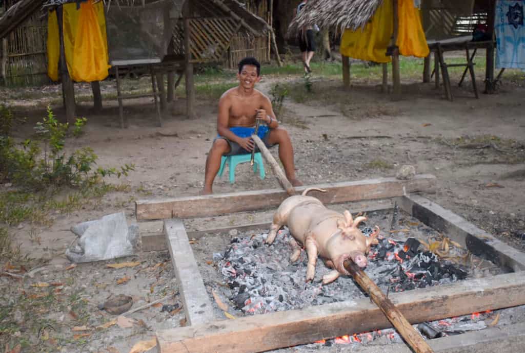 Tradtional Filipino pig roast 