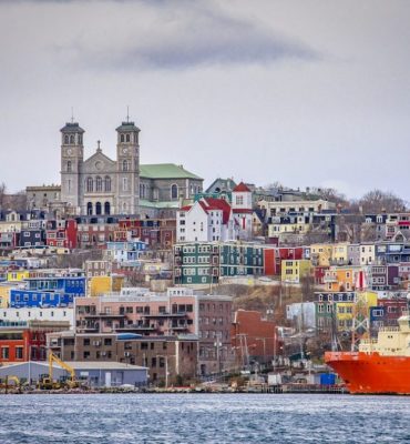 when is the best time to visit newfoundland and labrador