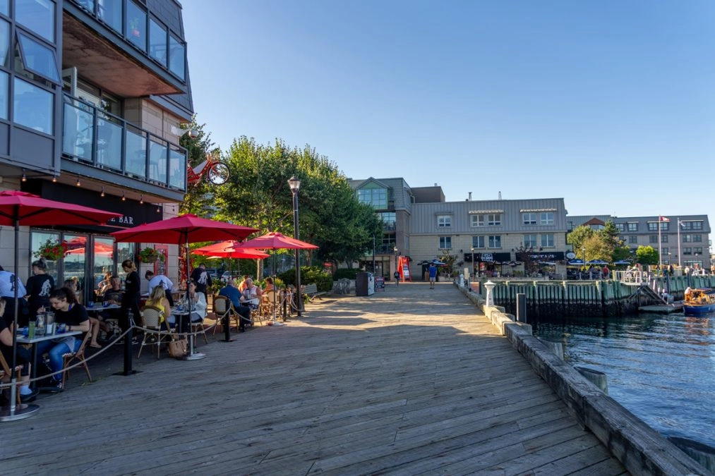 harbourfront halifax nova scotia