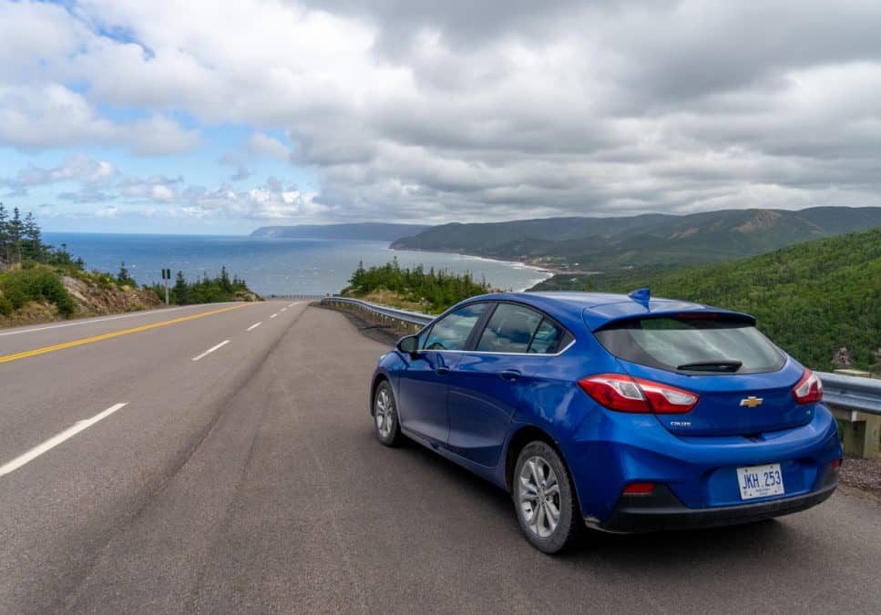 car looking over the cabot trail