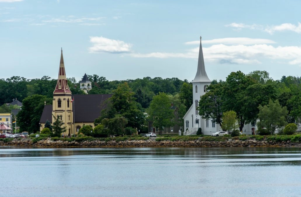 Mahone Bay nova scotia