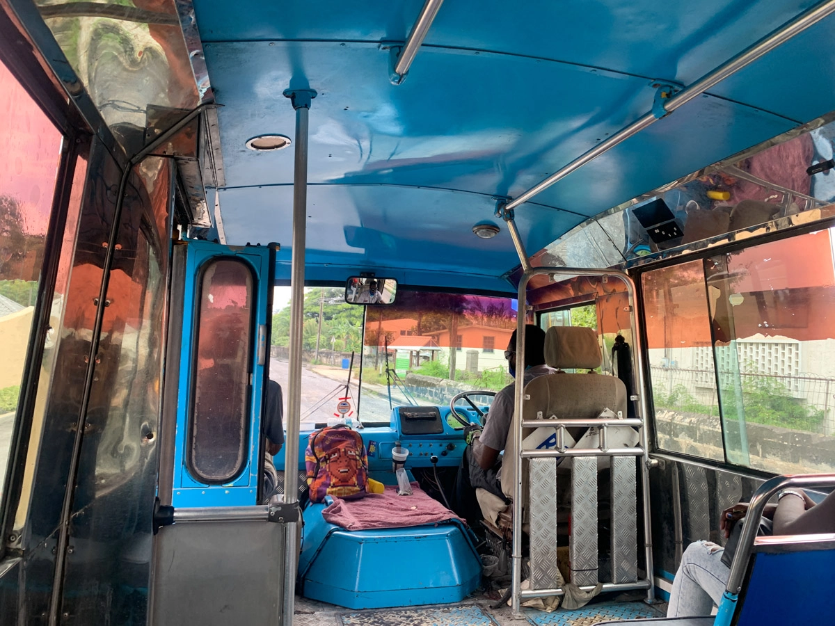 bus in barbados