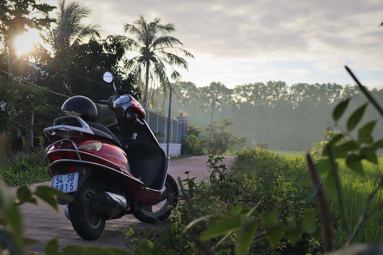 motorbikes in vietnam