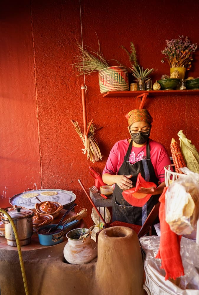 oaxacan women making tortillas 