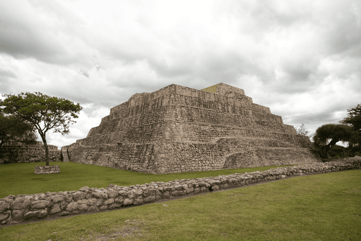 archeological pyramids in mexico